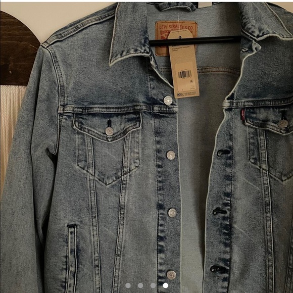 Levi’s Denim Jacket - Picture 3 of 4